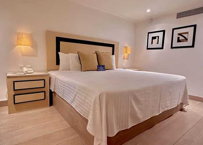 Stella Maris Hotel 4*
